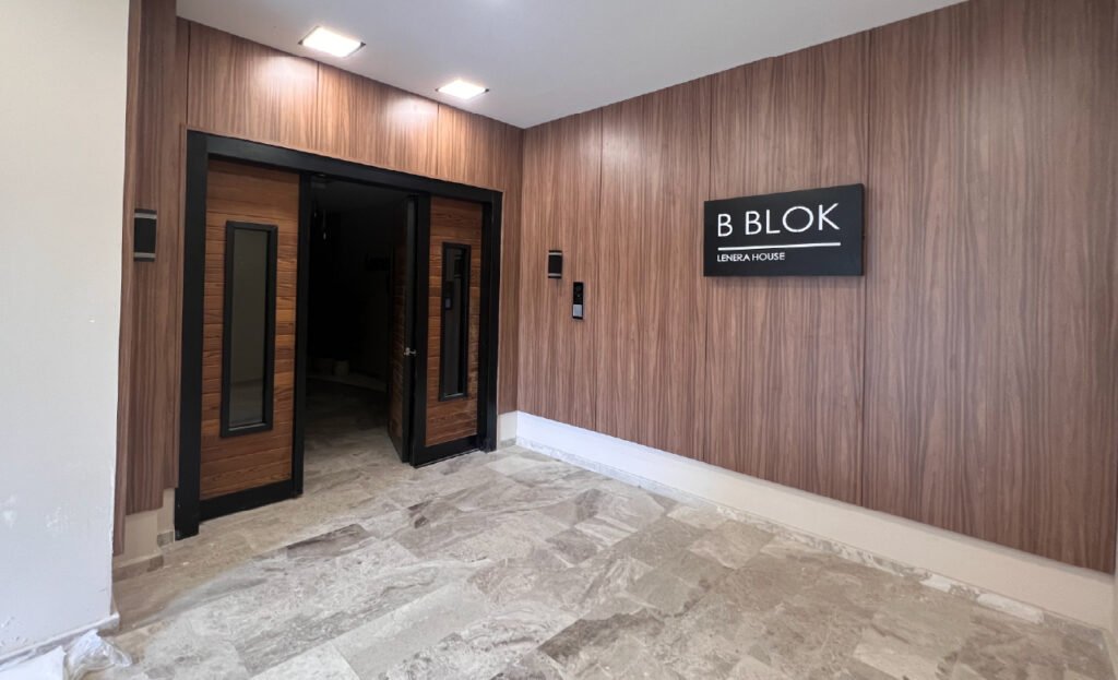 مشروع سكني بشقق واسعة بإطلالة رائعة على جبل أولوداغ بجانب ماركا مول